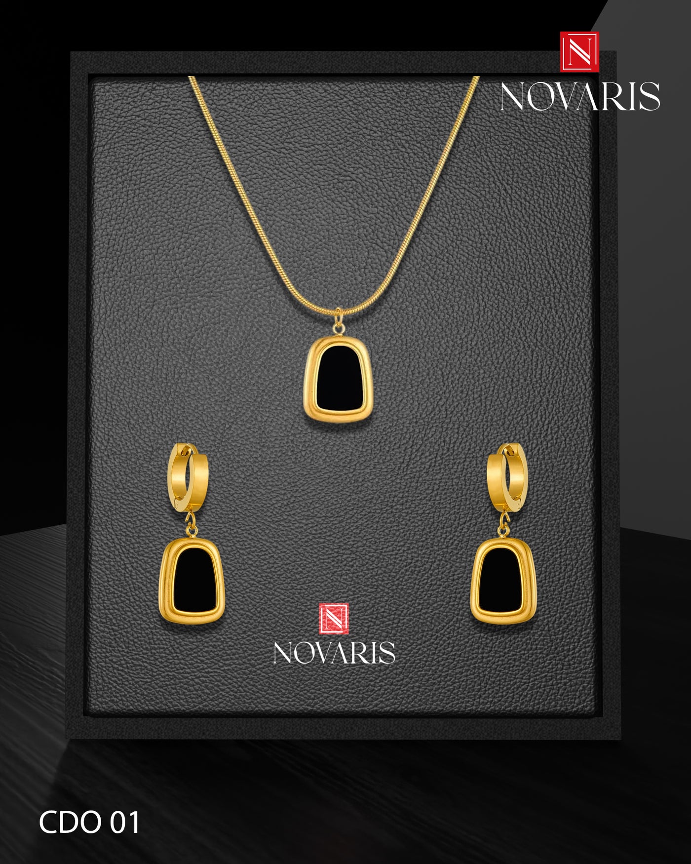 COLLAR MUJER PENDIENTE NEGRO (CDO)