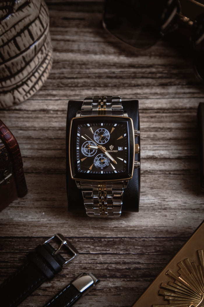 RELOJ HOMBRE SQUARE BINBOND (RHG)