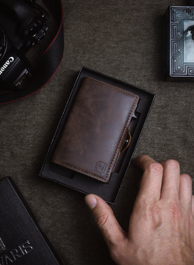 BILLETERA HOMBRE DELUXE DARK BROWN (BHB03)