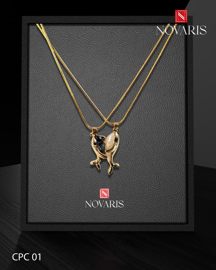 COLLARES PAREJA DELFINES ORO (CPC)